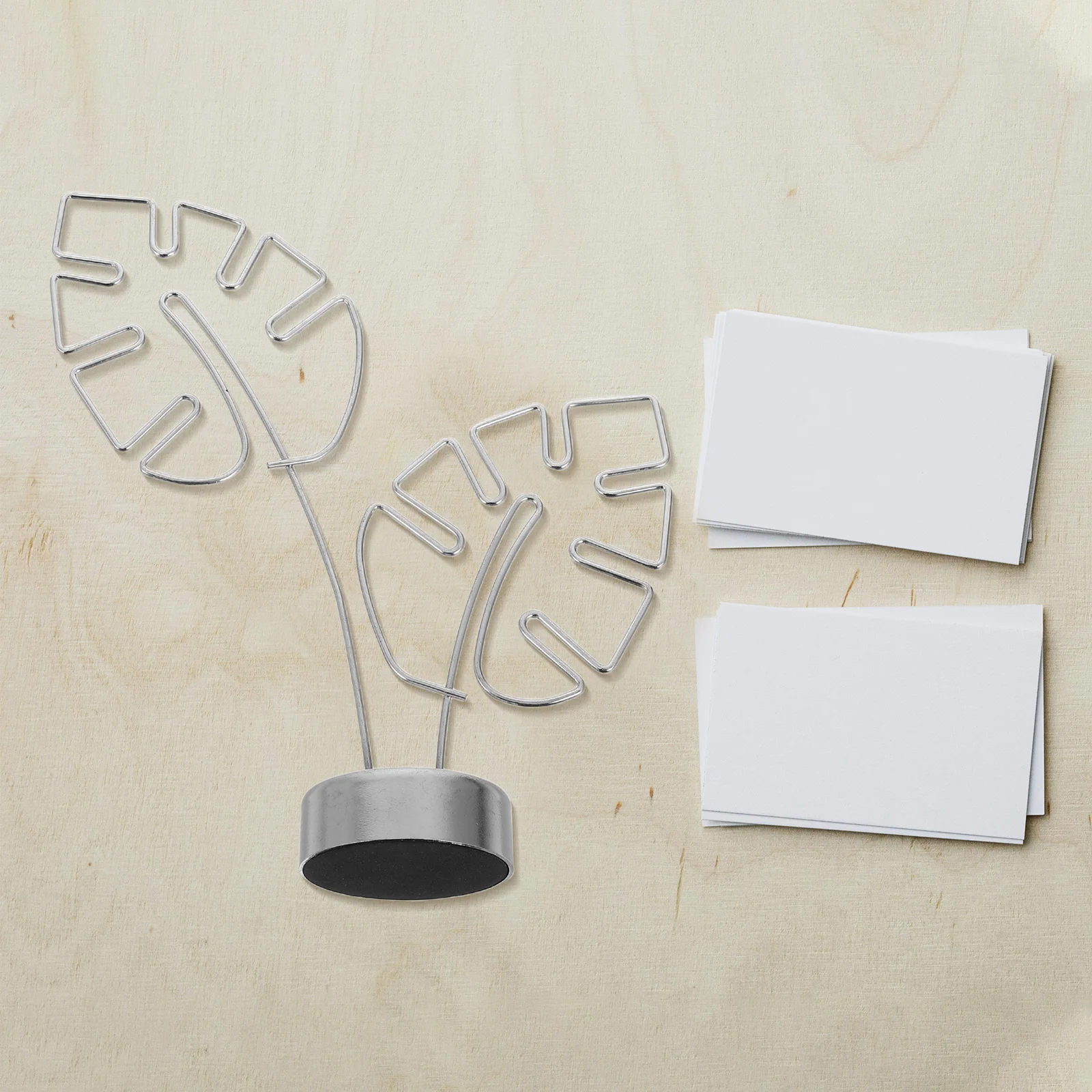 

Elegant Monstera Design Memo Clip Holder Compact Desk Organizer for Photos Notes and Cards Practical Display Message Folder