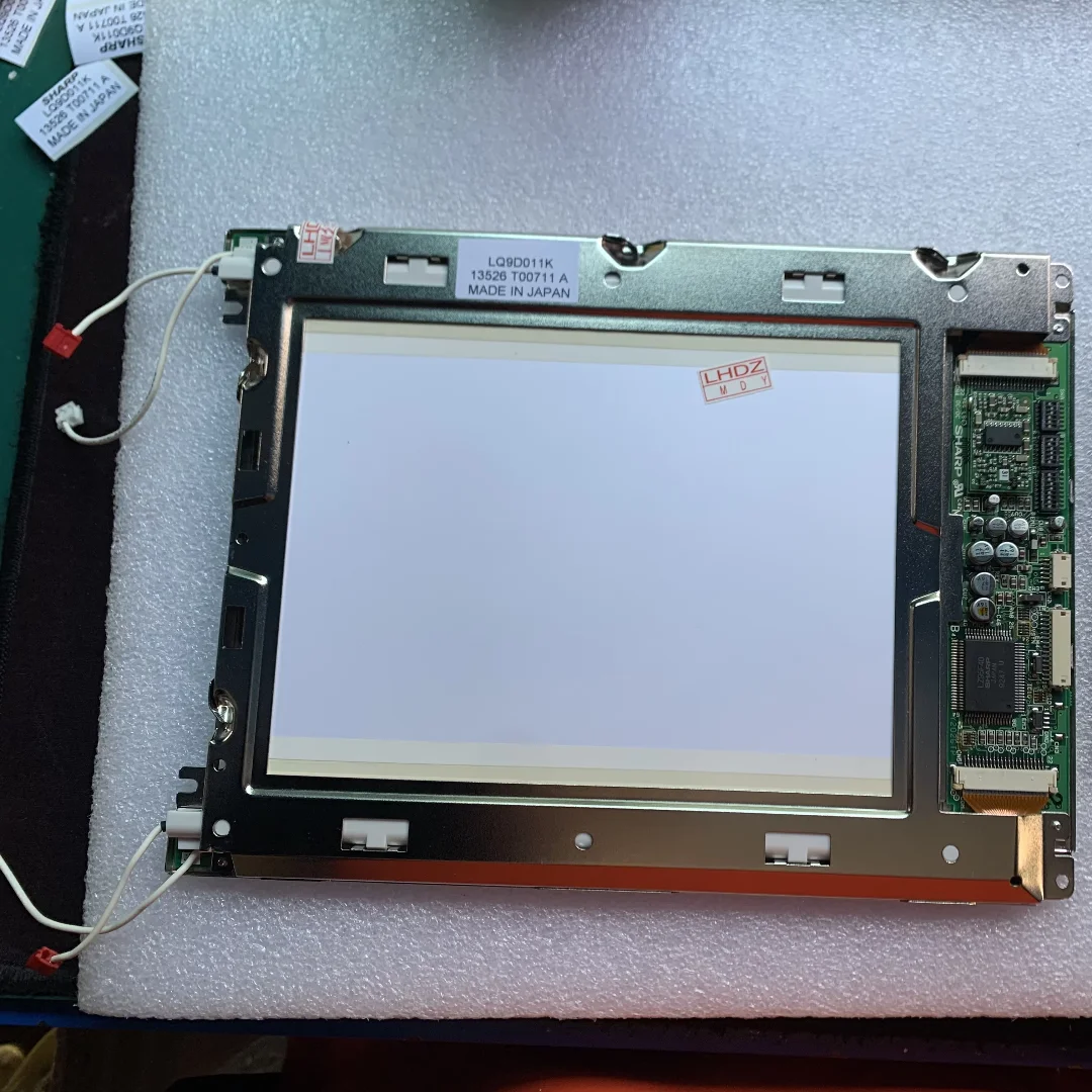 Pannello di visualizzazione dello schermo LCD LQ9D011K