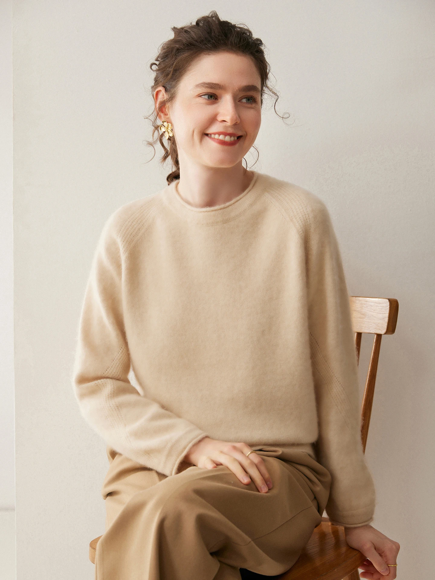 Ladies Thiened Camere Knitted Sweater Casual Sle Loose Fit oulder Insert round Ne Roll  Design Soft Wool Blend