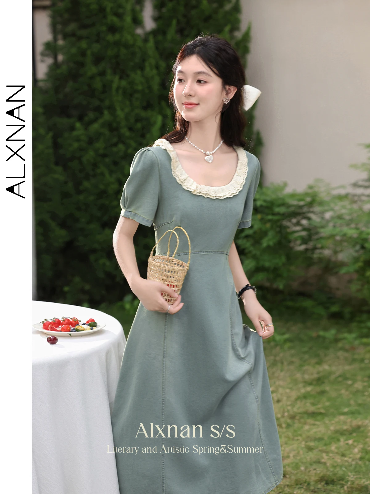 

ALXNAN French Style Washed A-line Denim Dress for Women 2024 Elegant Spliced Summer Short Sleeve Jeans Dresses Clothes L36029