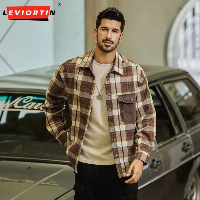 Autumn new American retro casual comfortable simple loose jacket long sleeved shirt high-end pocket design checkered shirt