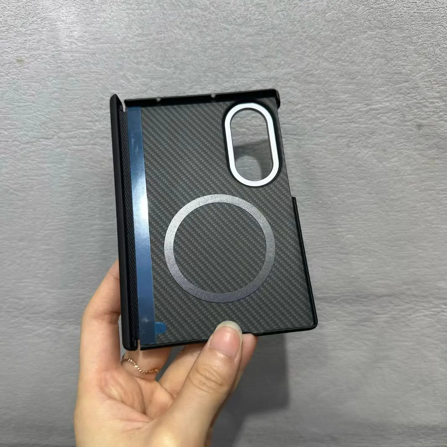 Magnetyczna osłona z włókna węglowego aramidowego, ultracienka, lekka, ochronna obudowa do Samsung Galaxy Z Fold 8, szeroka, drobnoziarnista osłona z włókna węglowego. — zdjęcie produktu 6