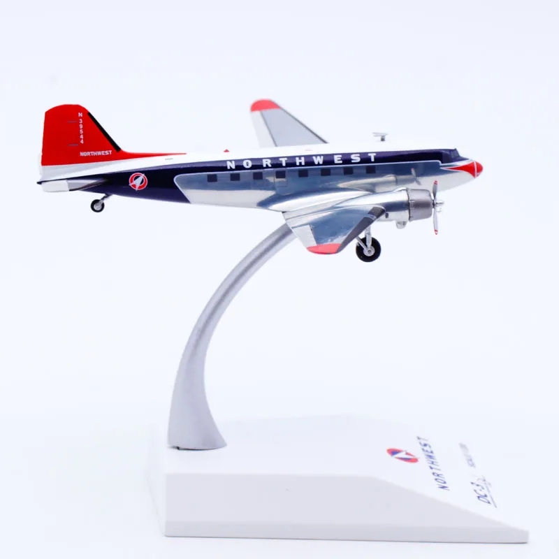 XX2382 Alloy Collectible Plane Gift JC Wings 1:200 Northwest