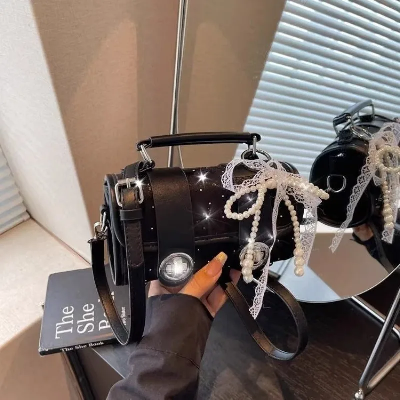 French Trend High-end Texture Fashion Handbag Women' New Exquisite Foreign Style Temperament Commuter Messenger Small Square Bag