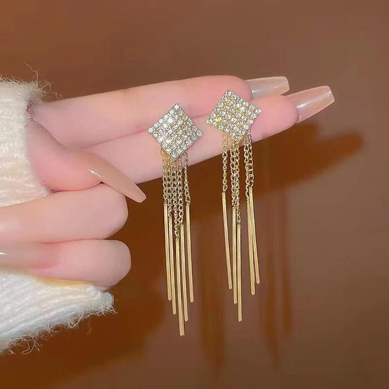 

New Fashion Square Full Rhinestone Long Tassel Earrings for Women Elegant and Temperamental Ladies Wedding Party Premium Jewelry