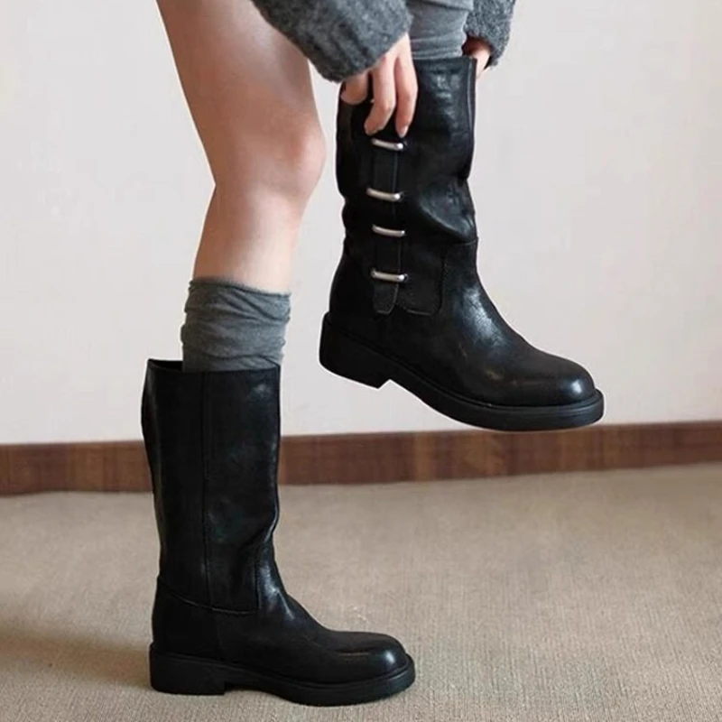 

Модные ботинки среднего размера в британском стиле с внутренней ретро-квадратной головкой и французской пряжкой ремня