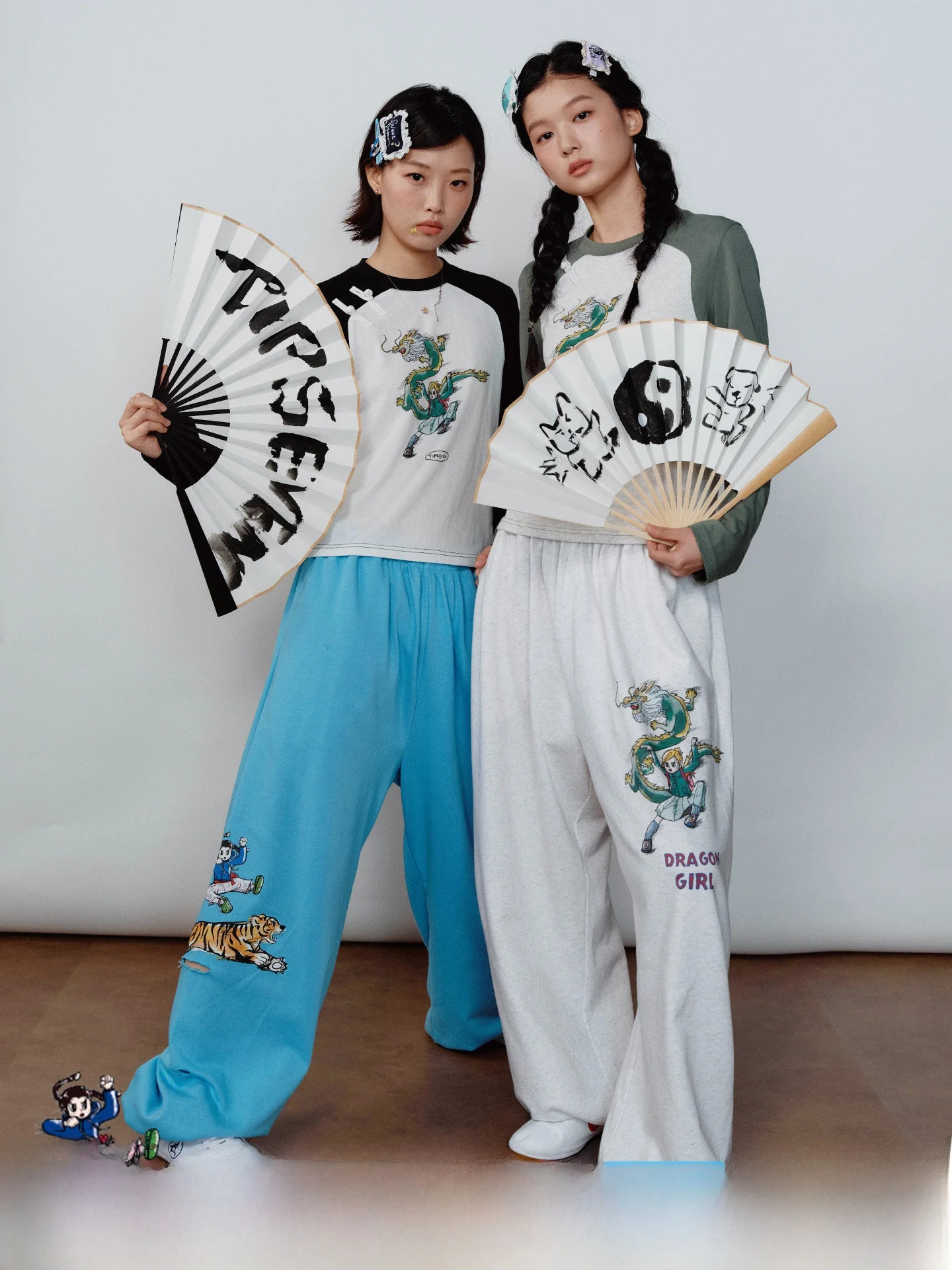 

TIPSEVEN Original Design Summer Dragon Tiger Girl Print Hole Cut-off Casual Pants Loose Wide-leg Cotton Skinnies for Girls