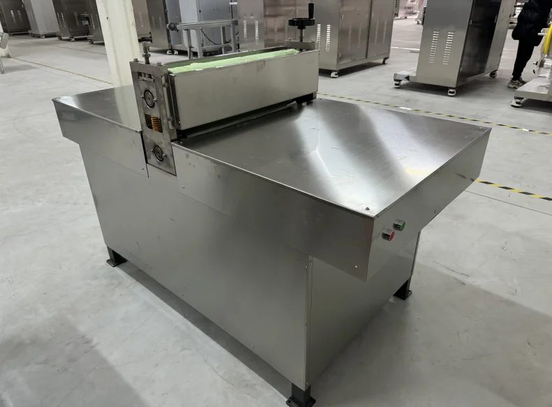 Industrial machinery rolling mills for high speed and high production operations