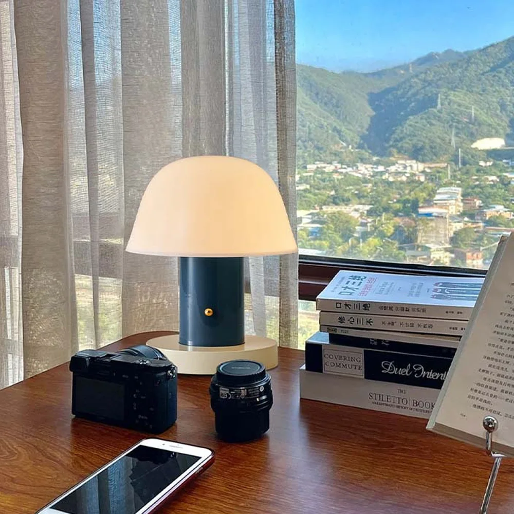 Cogumelo Recarregável Table Lamp, Escandinavo Desktop Decoração, Regulável, Portátil, Ambiente Noite Lâmpada