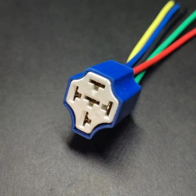 Car Headlight Bulb Socket Relay Socket Fuse Socket H4 H7 H11 9005 9006