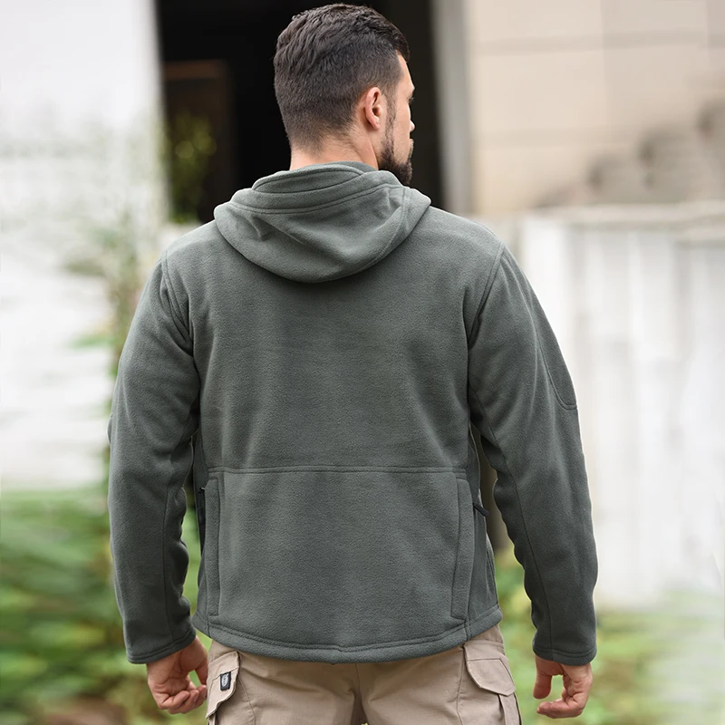 Chaqueta softshell táctica con forro polar - imagen 2