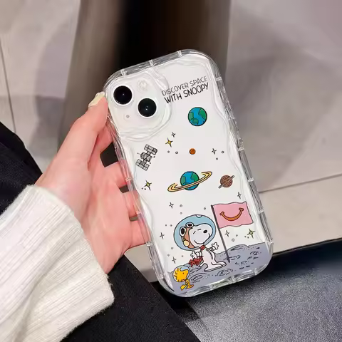 Case For Samsung Galaxy A56 A55 5G A15 A54 A16 A35 A14 A26 A36 S25 S24 Ultra S22 S21 Plus S23 FE cover Wavy Edge Snoopy