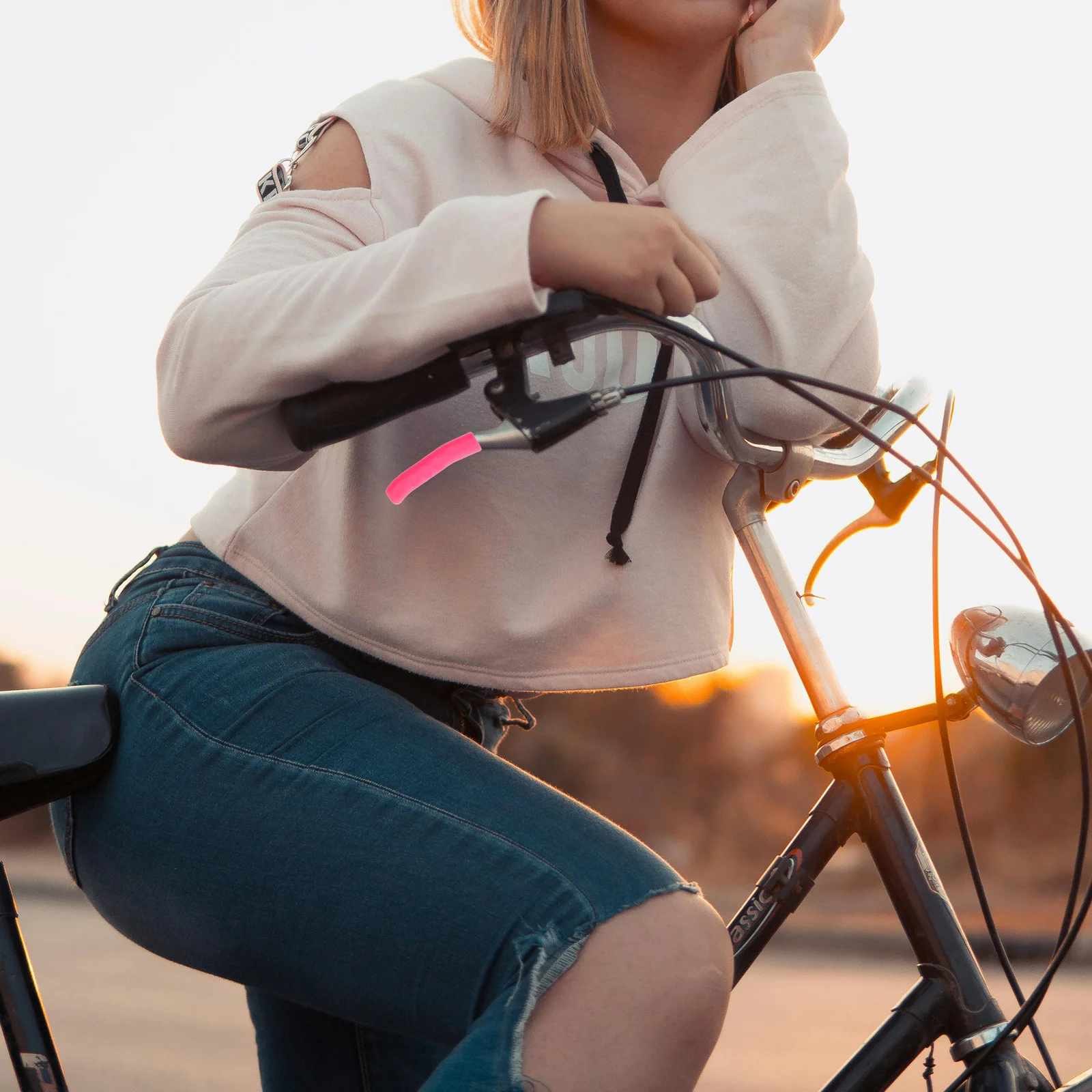 

4Pcs Silicone Brake Lever Covers Antislip Grip Protection for Mountain Road Folding Bikes Brake Handle Protection Cover