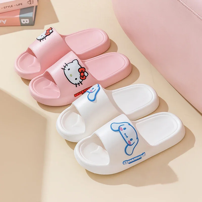 Sanrio Kawaii bambini pantofole estive Anime Cartoon Kuromi Cinnamoroll pantofole da interno per bambini casa infradito antiscivolo regalo per