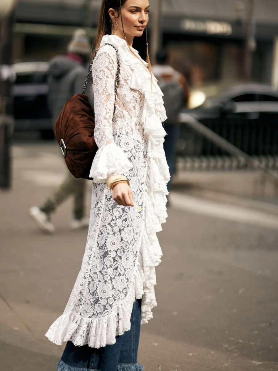 เสื้อคลุมยาวผ้าลูกไม้ซีทรูสำหรับผู้หญิง แขนยาวระบาย ผูกด้านหน้า สไตล์เดรสยาว คลุมเสื้อชั้นใน