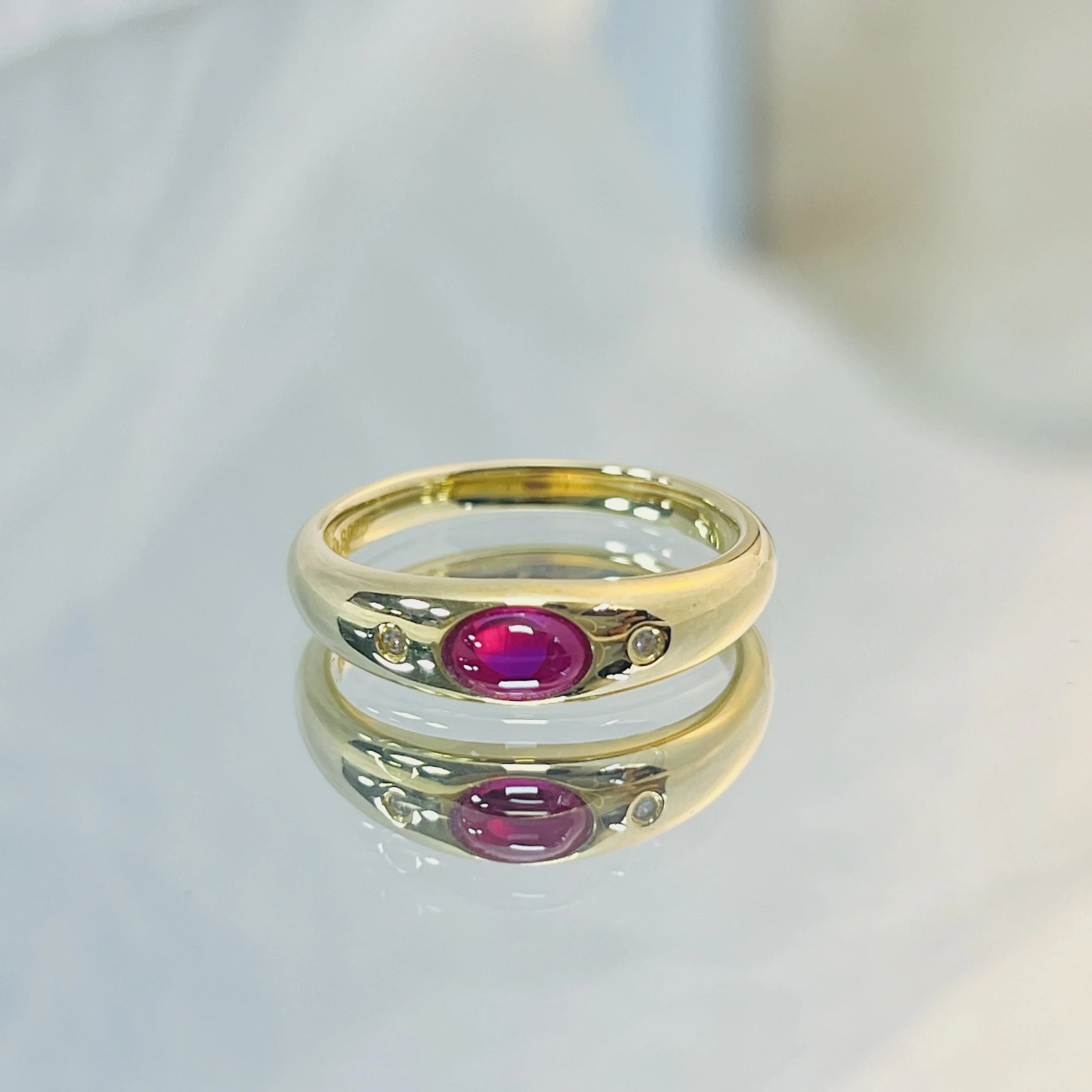 Vintage wine red gemstone oval S925 silver ring female light luxury senior sense of European and American temperament