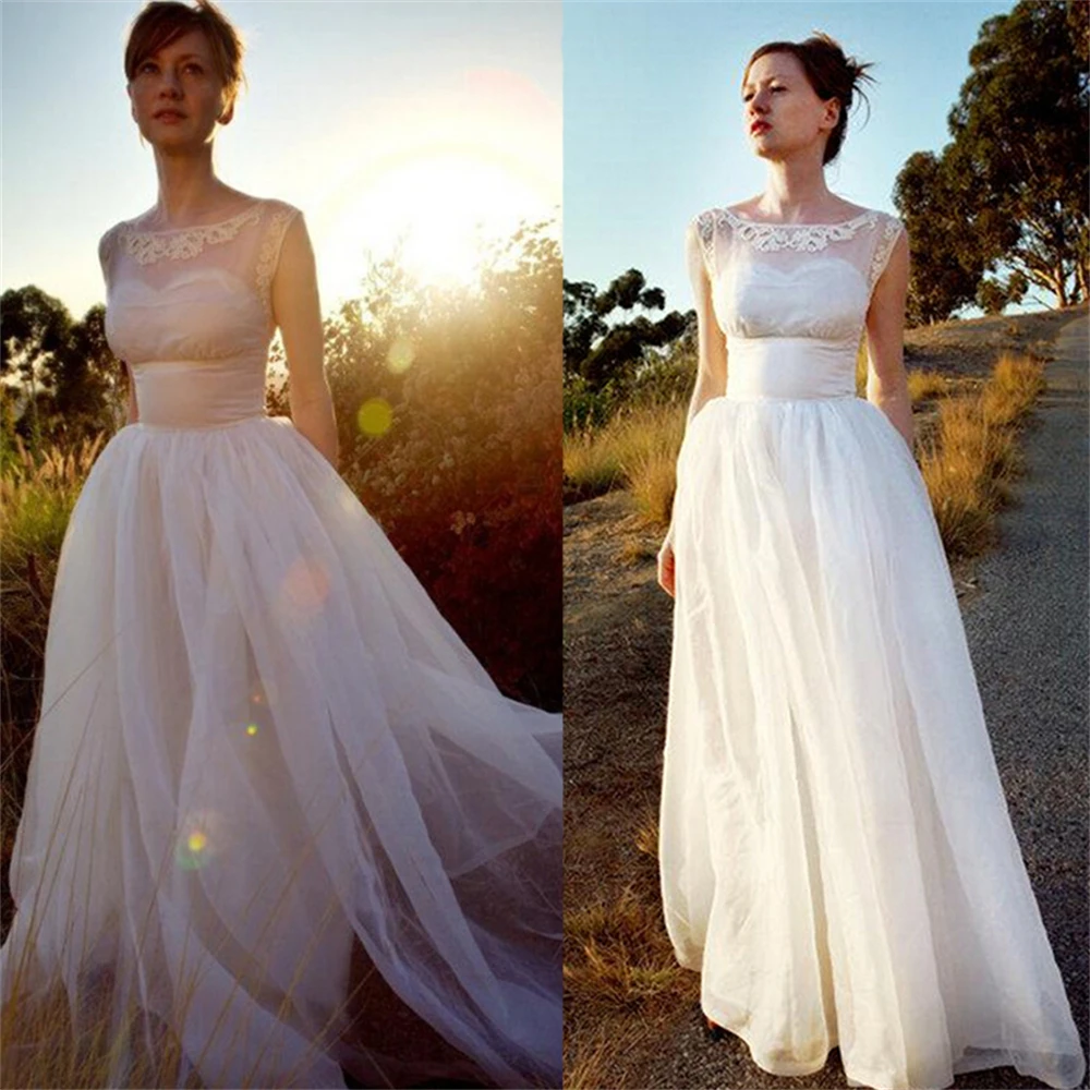 Customized ZJ9018 Vintage Wedding Dresses O-Neck Short Sleeves Bridal Gowns Lace Appliques A-Line