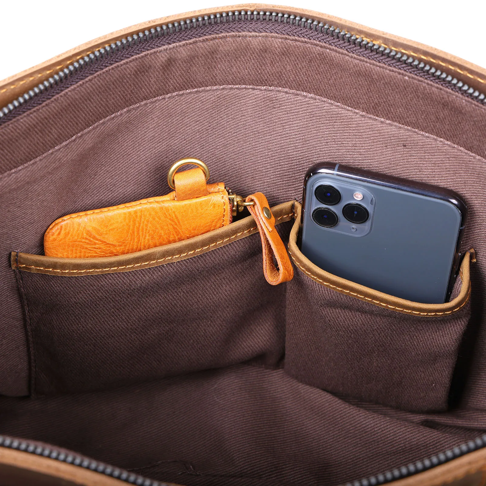 S.WORKER Vintage Herren-Umhängetasche aus Echtleder, Handgefertigte Crossbody-Tasche, Geschenk für Männer, für Handy & Schlüssel – Detail 23