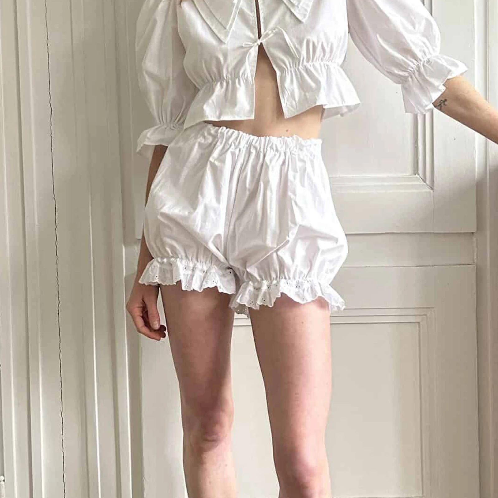 Gaono Y2K Cute Shorts Women\'s Bloomers Loose Eyelet Embroidery Elastic Waist Ruffled Trim Bubble Lounge Shorts for Summer