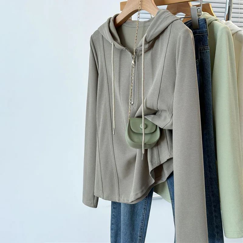 

Simple Designed Versatile Tops Female Daily Commuting Casual Hooded Sweatshirts Stylish Zippered Pullover Solid Colors Shirts