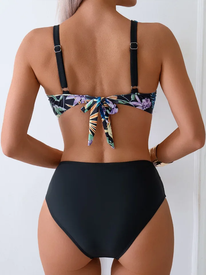 2026 New All Season Backless V Neck Bikinis 2 Piece Set Sexy Print Pleated Bikinis Women Split Swimsuit Beach Brazil Bikini