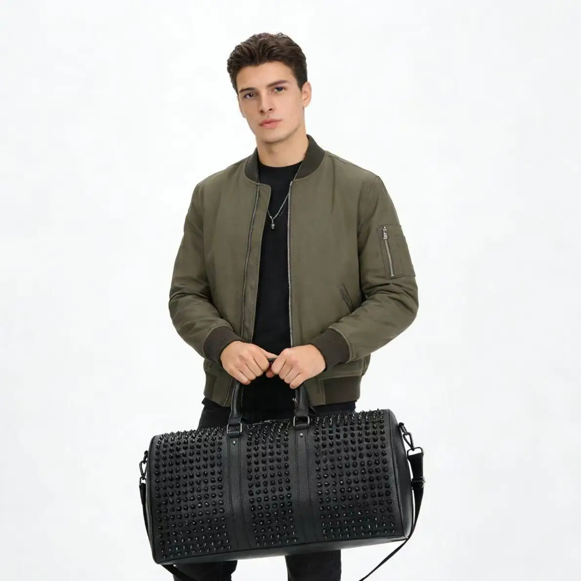 borsa-a-tracolla-effetto-pelle-con-rivetti-per-viaggi-brevi-unisex