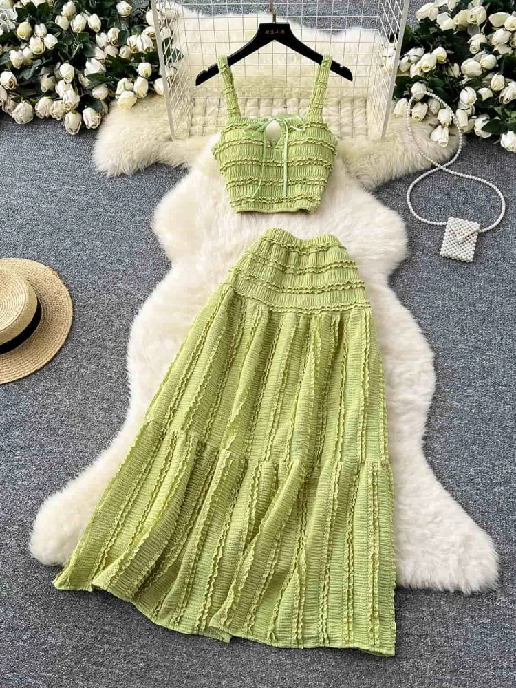 

Women Single Breasted Mini Camisole+Elastic Waist A Line Fold Slim Skirt 2025 Summer Casual Beach Style 2pcs Suits