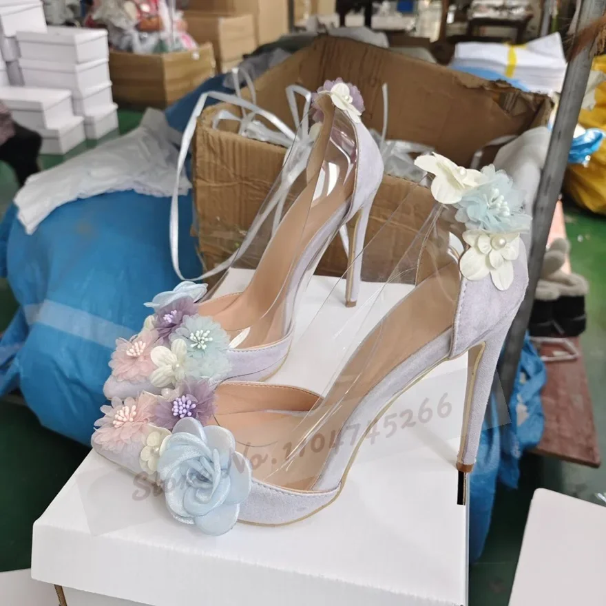 الوردي الأرجواني الأزرق الزهور مزين أحذية الزفاف شفافة واضحة بولي كلوريد الفينيل المرقعة ثلاثية الأبعاد زهر أحذية الحفلات لؤلؤة الأزهار الكعوب