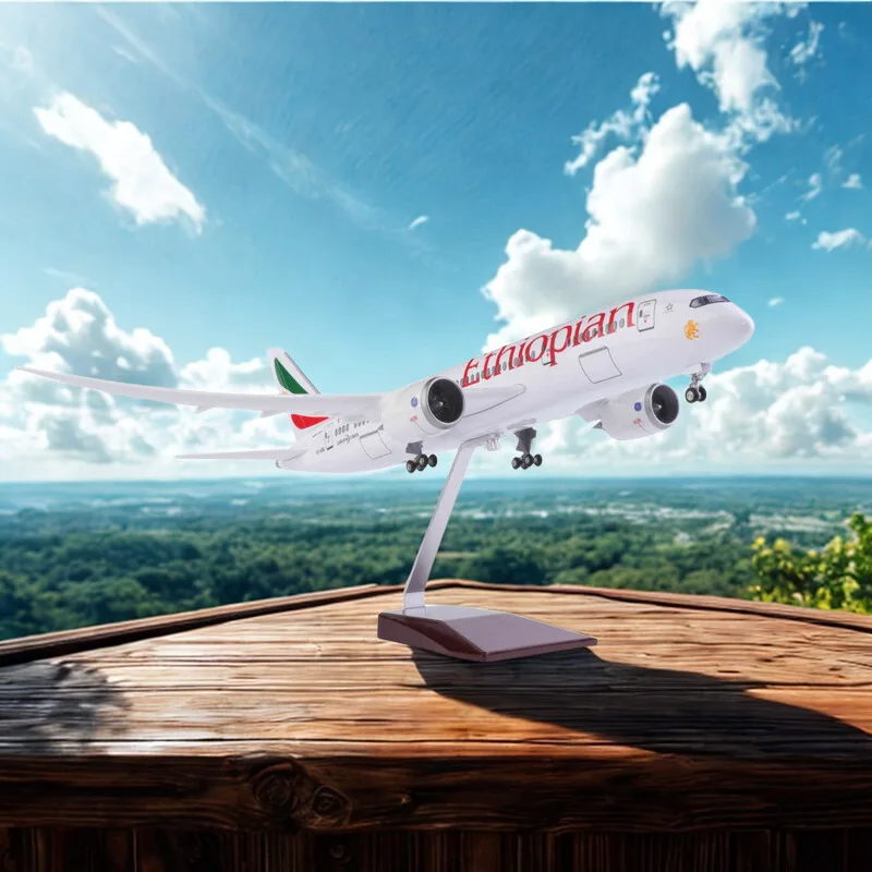 

1/130 Scale 43cm Home Decoration Luxury Ethiopian Airlines Aircraft Model B787 Jet Resin Airplane Model With Lights and Wheels