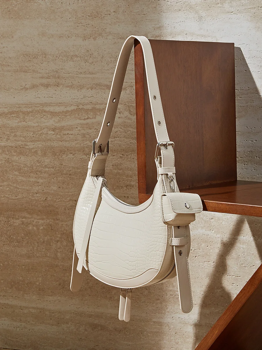 

Spring and Summer New Style Genuine Leather Niche Design Crescent Bag, Underarm Bag, High-End Crescent Bag, Commuter Shoulder Bag, Crossbody Bag for Women