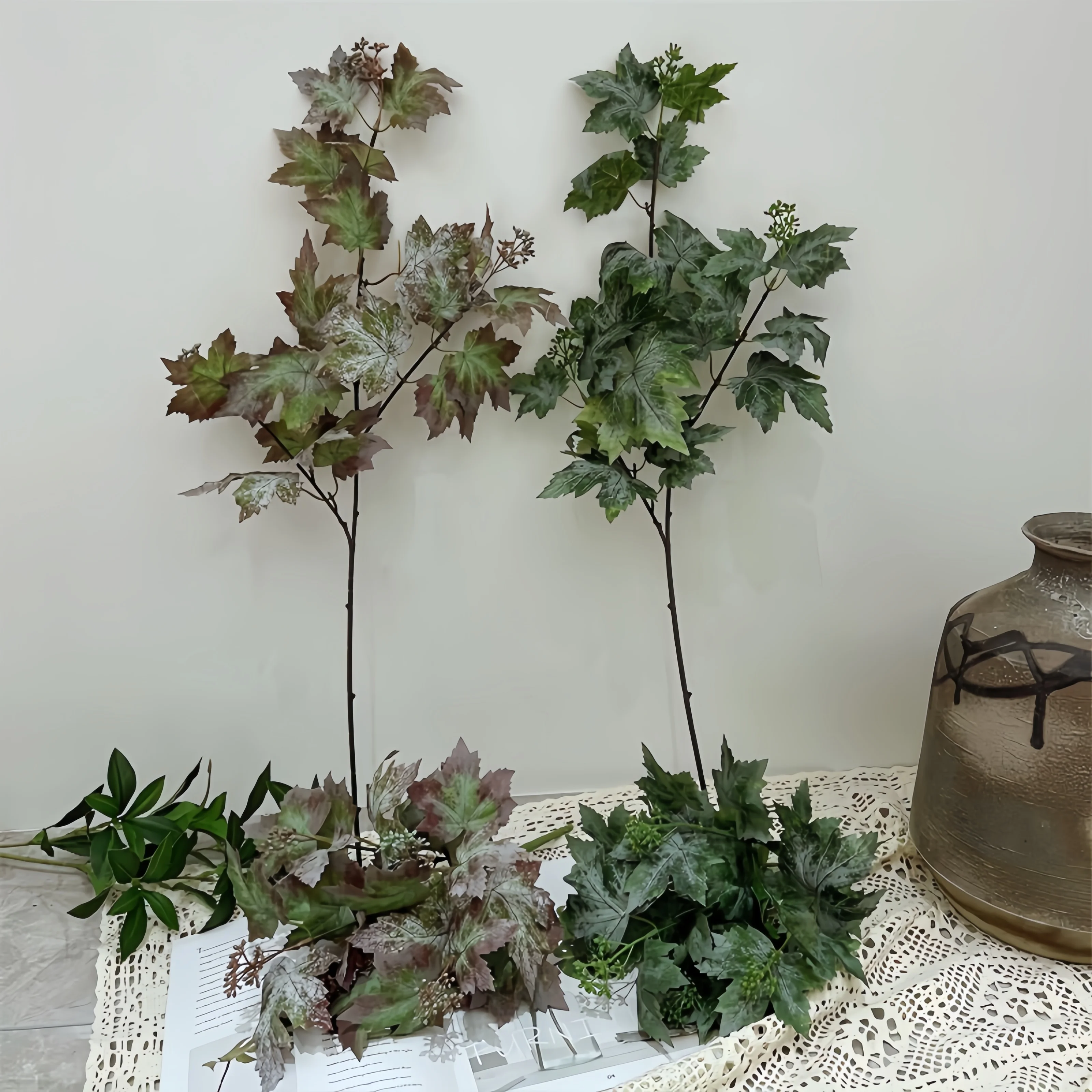 Lebensechter Traubenblattzweig aus Seide für Zuhause, Hochzeit, DIY-Dekoration, künstliche Weinrebenblätter mit Früchten, Party, Zimmer, Herbstdekoration – Detail 3