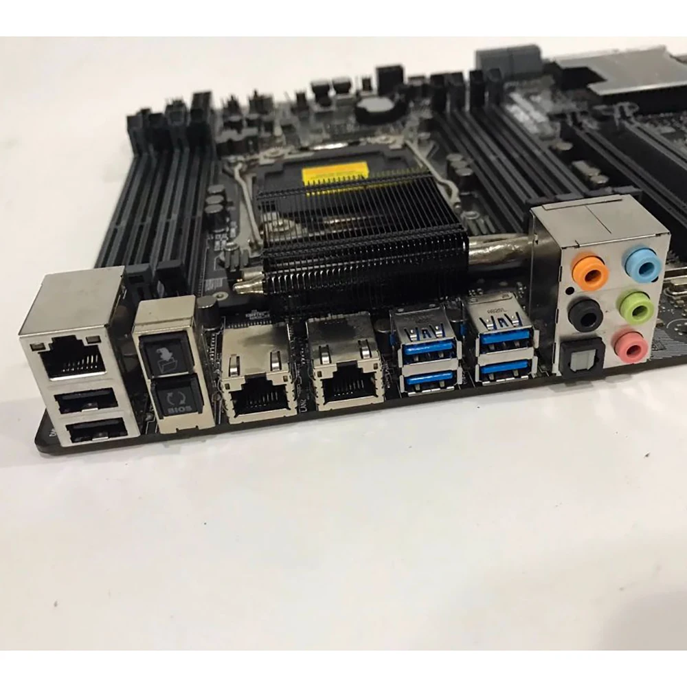

Для материнской платы ASUS X99 Core i7 ATX LGA 2011-V3 DDR4 X99-WS/IPMI