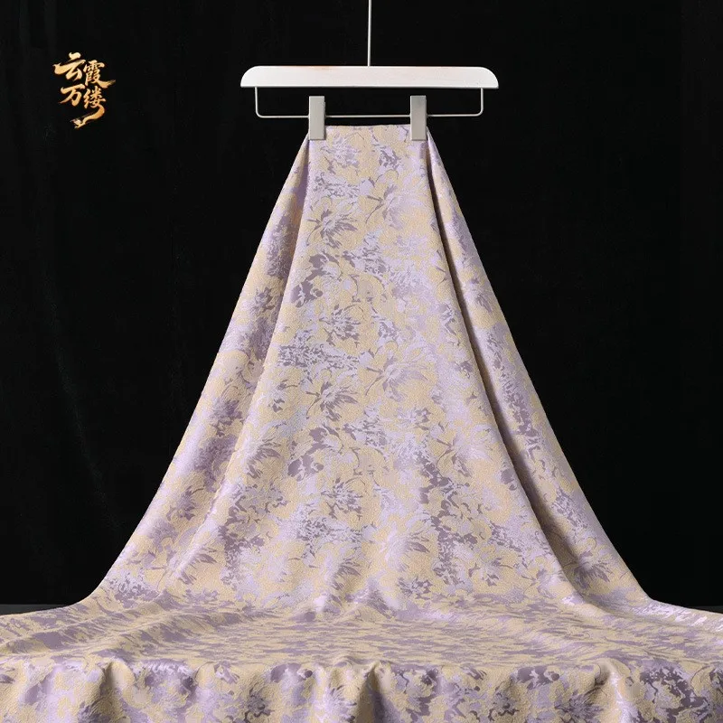 New Chinese-style cheongsam and Hanfu dress fabric with a light purple gold jacquard pattern