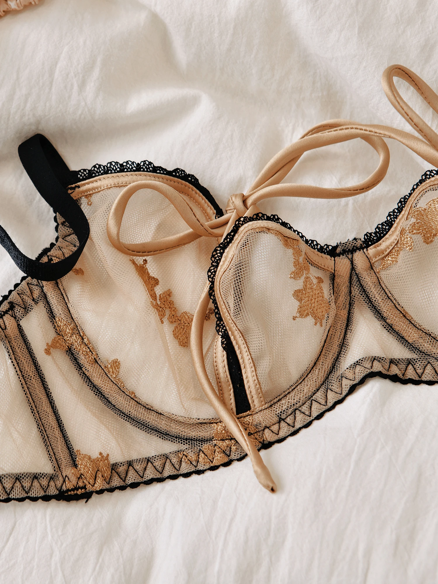 Sens délicat de dentelle sous-vêtements pour fille section mince soutien-gorge femmes push up taille lagre ensemble de soutien-gorge dames lingerie