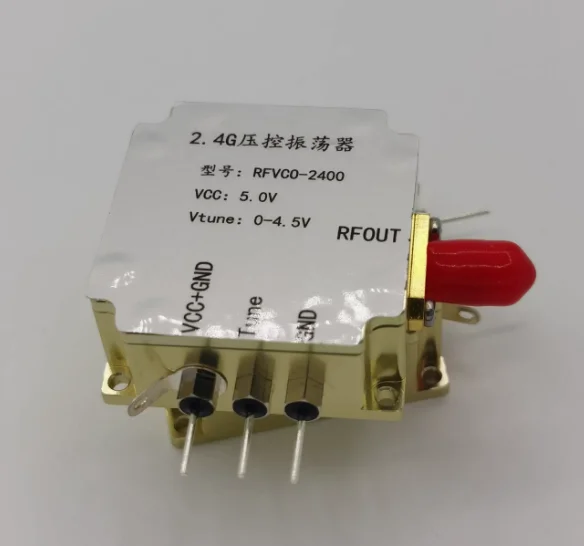 Генератор с управлением по напряжению 2,4G Радиочастотный микроволновый модуль Источник сигнала подметания частоты VCO, Источник сигнала с управлением по напряжению