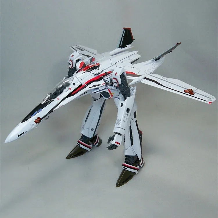 In Stock Bandai Robotech Macross1/72 VF-25F Saotome Alto Alpha machine assembled model Action Figures Toy Gift Collection Hobby