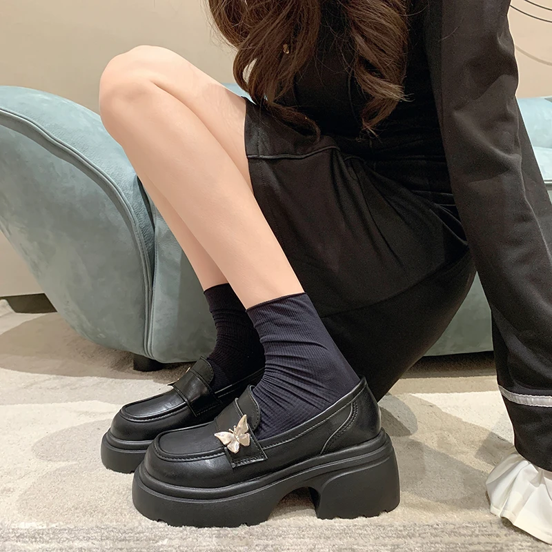 

Black Fashion Women's Leather Loafers Shoes Round Toe Ladies Block Heels Soft Shoes
