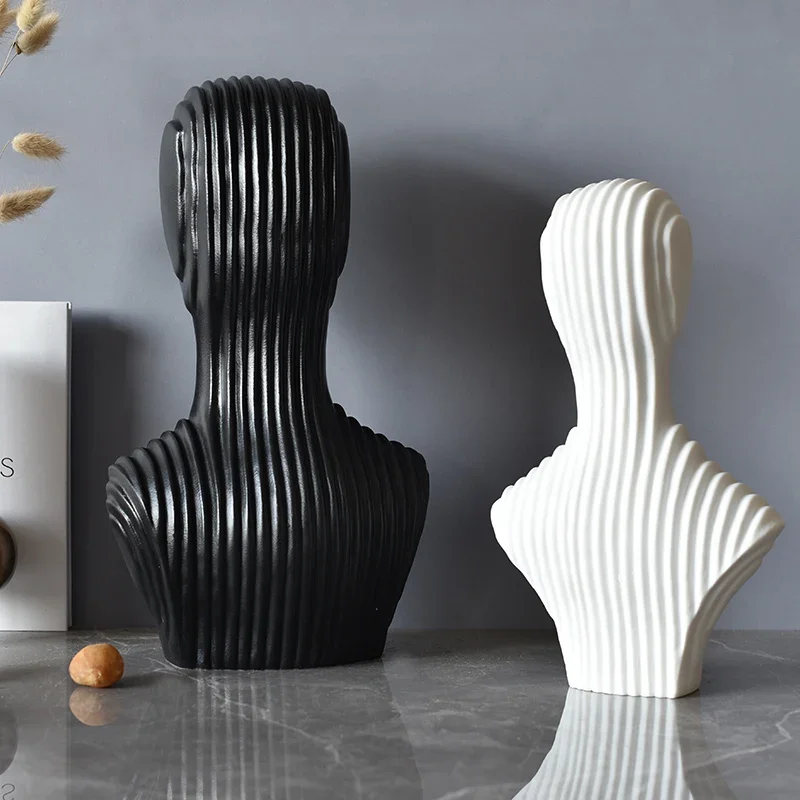 

Resin Handicraft Ornaments Geometric Striped Figure Sculpture Abstract Figure Statue Black and White bust Home Decoration