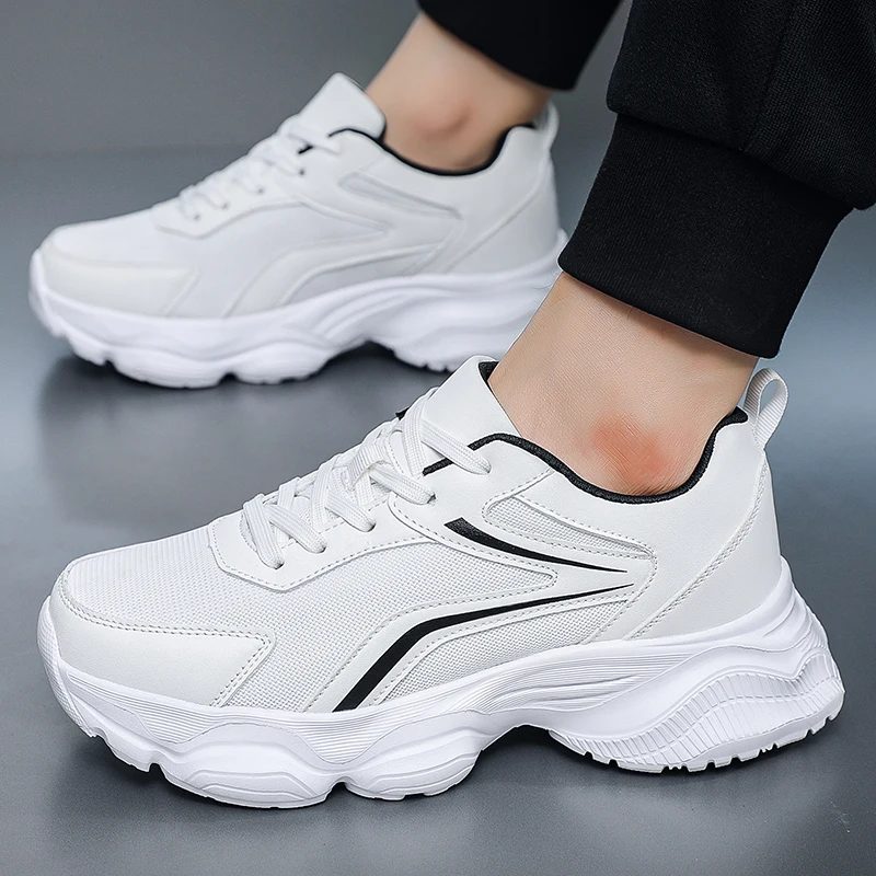 أحذية رياضية كاجوال للفصول الأربعة للرجال موضة جديدة للخروج ونعل سميك وخفيف الوزن وقابل للتنفس ومقاوم للاهتراء أحذية رياضية كاجوال مريحة