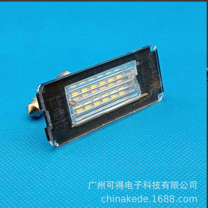 

Suitable for Mini Mini Cooper R56 R57 R58 R59 decoding led car license plate light BMW BMW