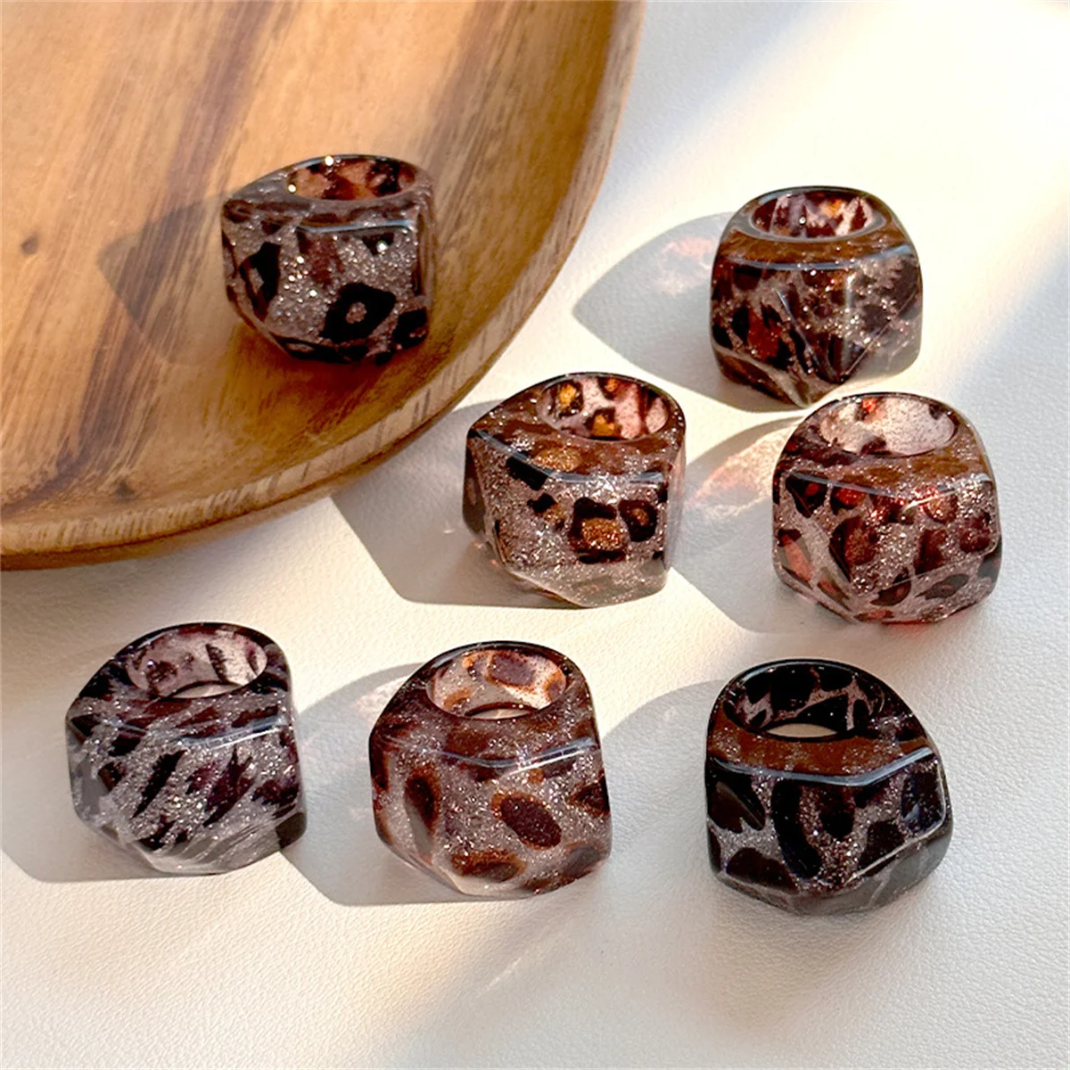 Fashion Leopard Print Acrylic Rings For Women Fashion Transparent Geometric Resin Finger Rings Female Party Jewelry Gift Men