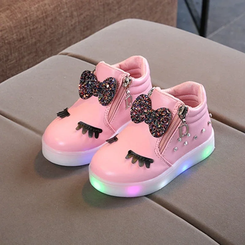 Kids Shoes For Girl Princess Fashion Children Shoes With Light Led Kids Girls Sneakers Luminous Shoes Toddler Casual Sneakers