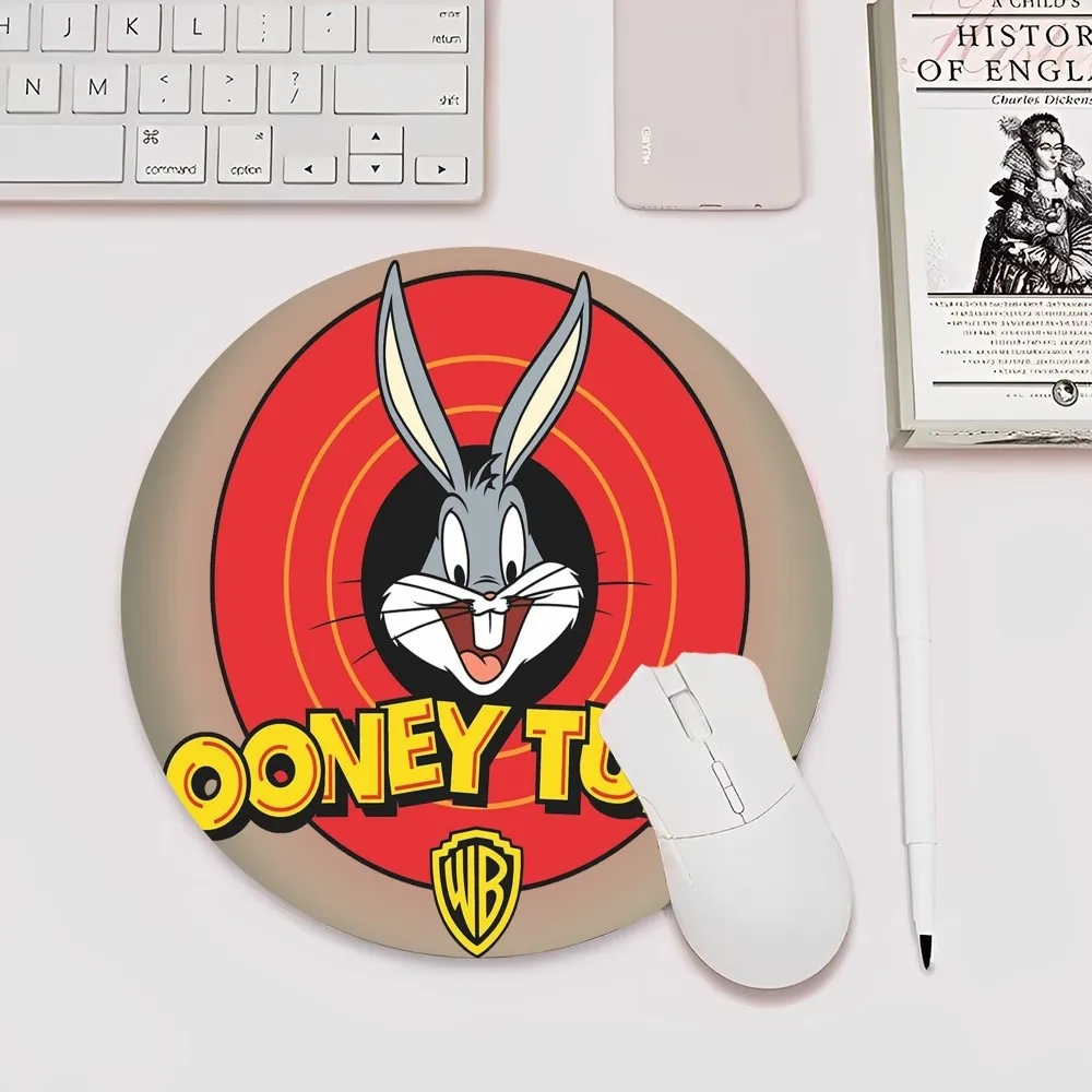 

B-Bunny-Rabbit-L-Looneyes Mousepad Small Round Speed Version Game Computer Keyboard Office Table Mat PC Mouse mat Desktop Mat