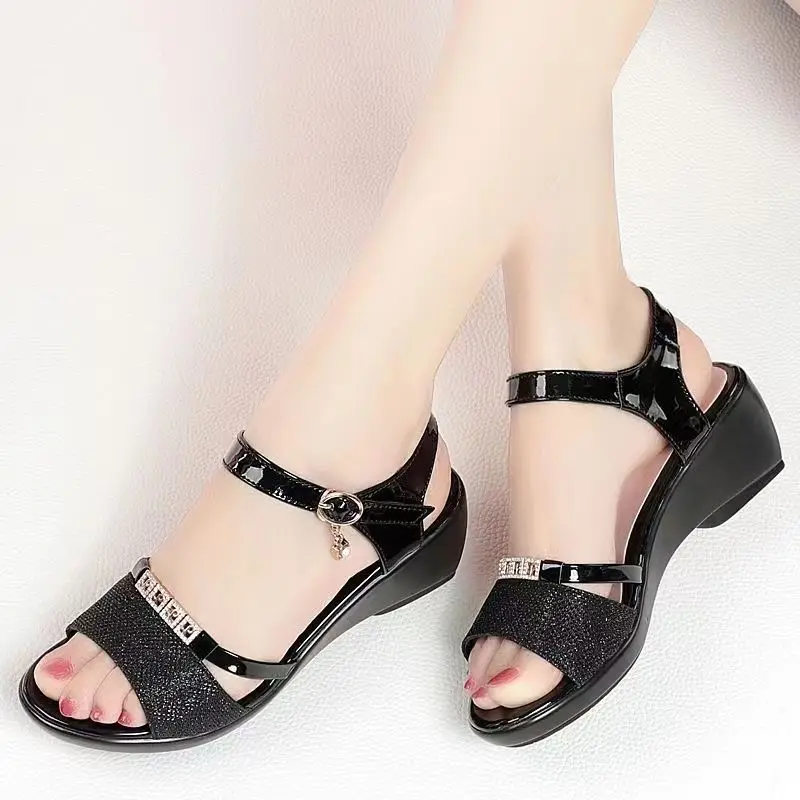 2023New Ladies Sandals Shining Shoes Women Luxury High Quality Sandals Ankle Mid Heel Block Party Open Toe Shoes Zapato De Mujer