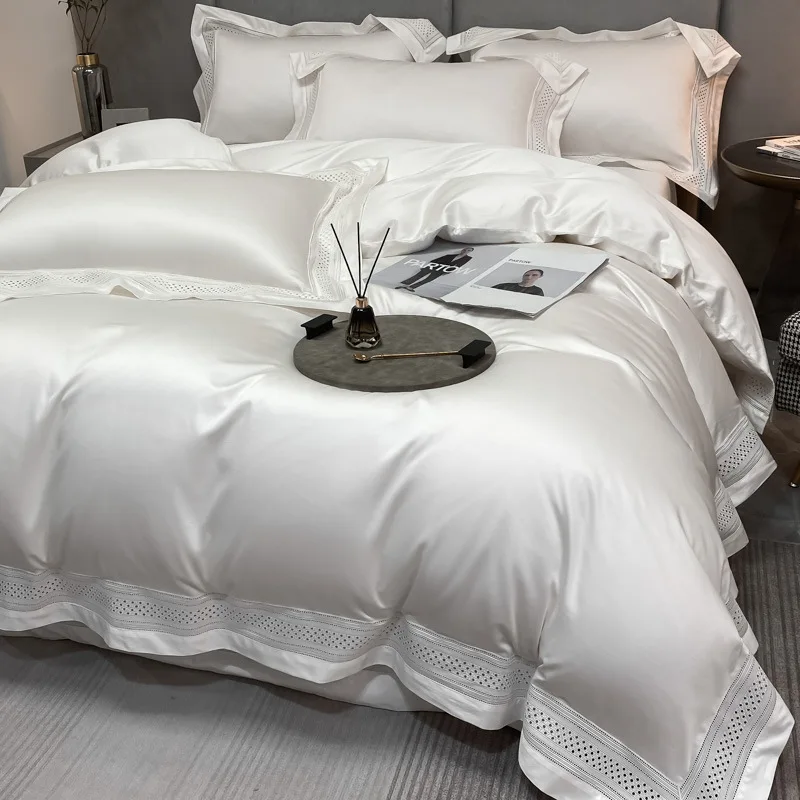 Set quattro pezzi in cotone cavallo con bordo ampio e semplice, biancheria da letto semplice