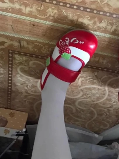 

Весенние универсальные новые кожаные туфли в японском стиле, милые и милые женские туфли на плоской подошве с липучками и круглой головкой на мягкой подошве