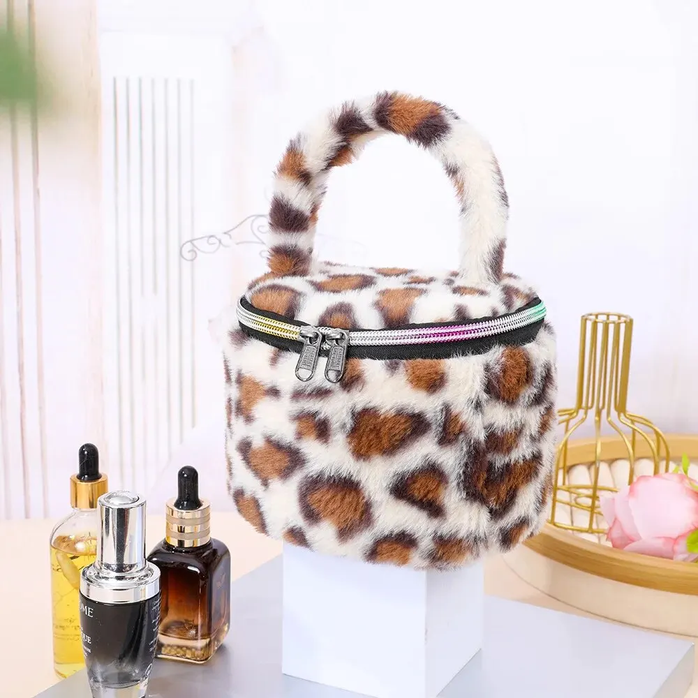 Nuova borsa per il trucco di grande capacità con borsa per il trucco di alta bellezza con motivo leopardato borsa per il trucco da viaggio per