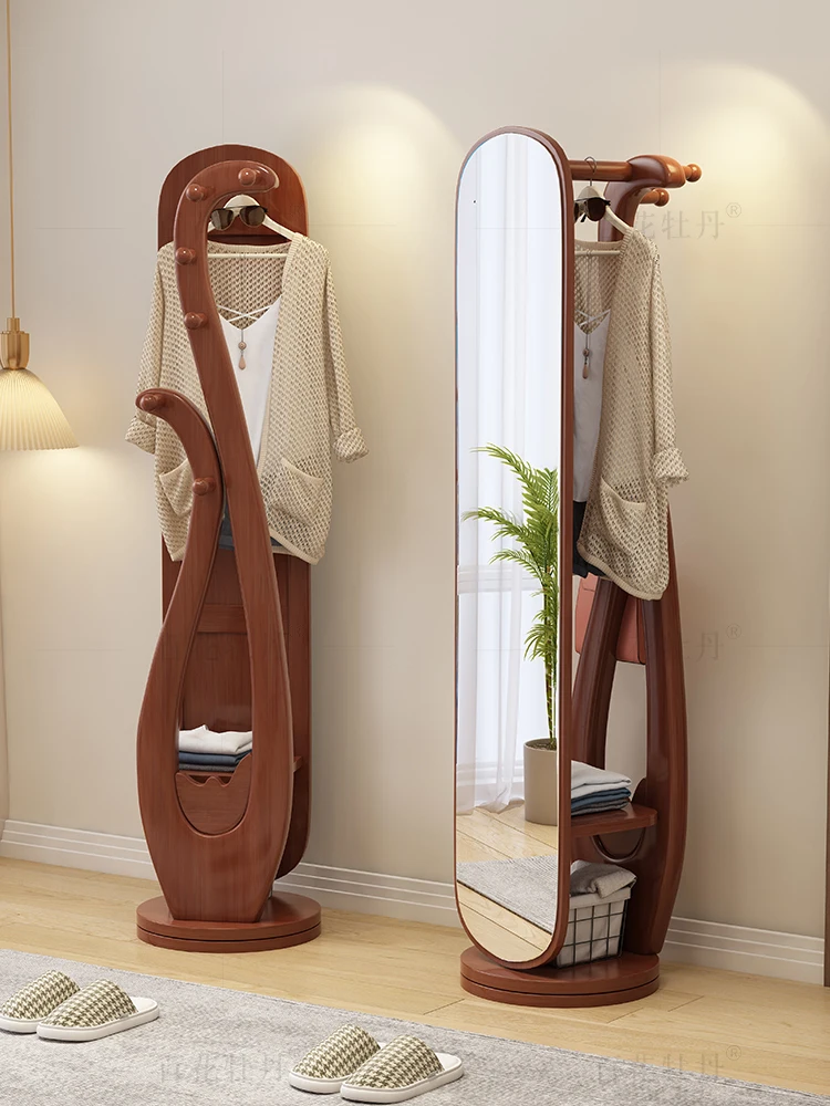 It can rotate the bedroom to hang clothes and store the floor-to-ceiling integrated dressing mirror