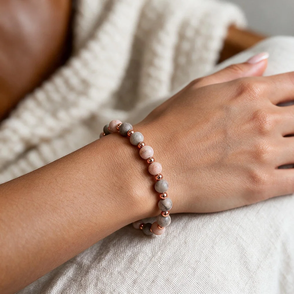Minimalist bracelet for girls, high-end feel simple and niche trendy Instagram style versatile wristband light luxury jewelry