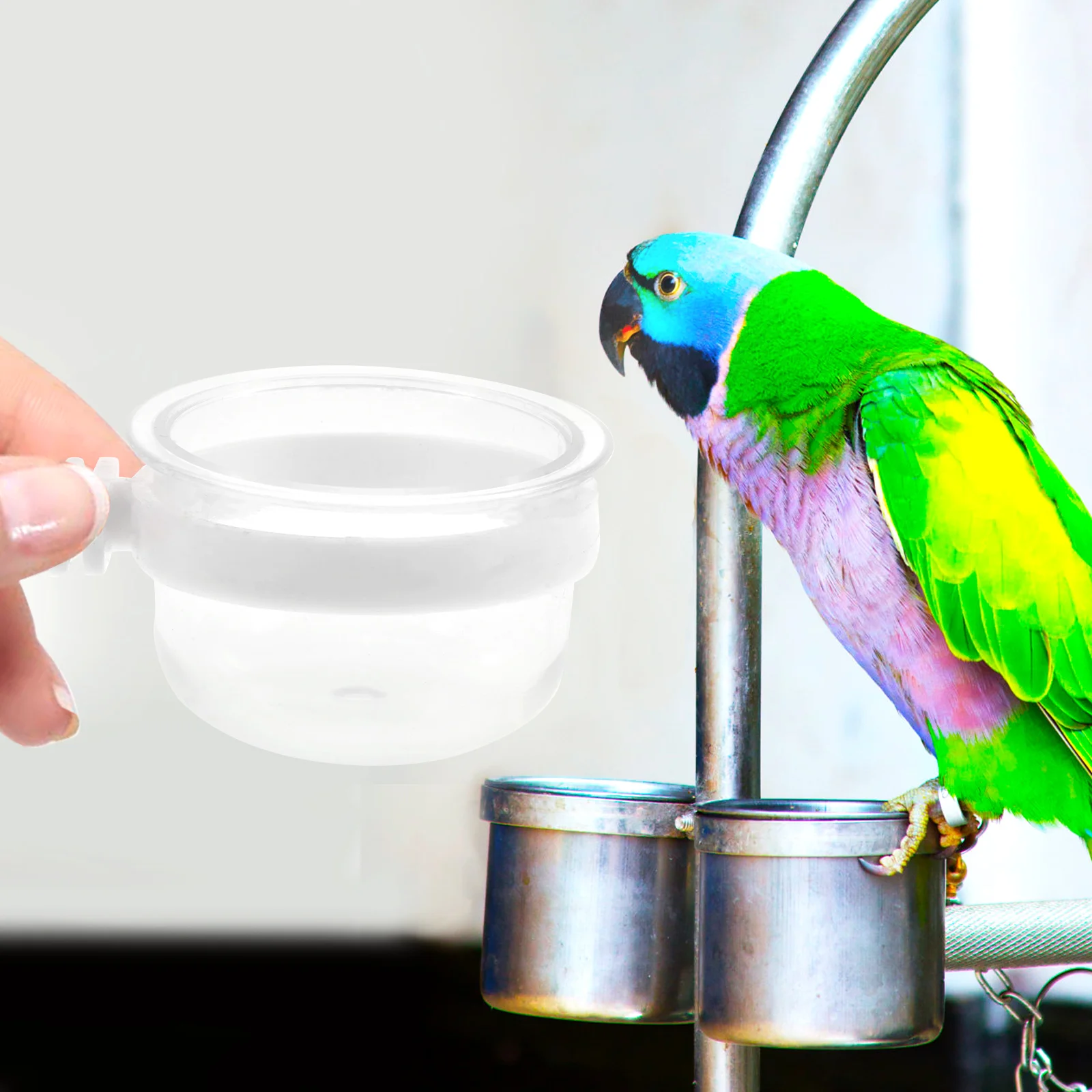 

2PCS Removable Clear Plastic Bowl Parrot Water Feeder Bird Cage Easy Hanging Reusable Pet Supplies for Pigeons